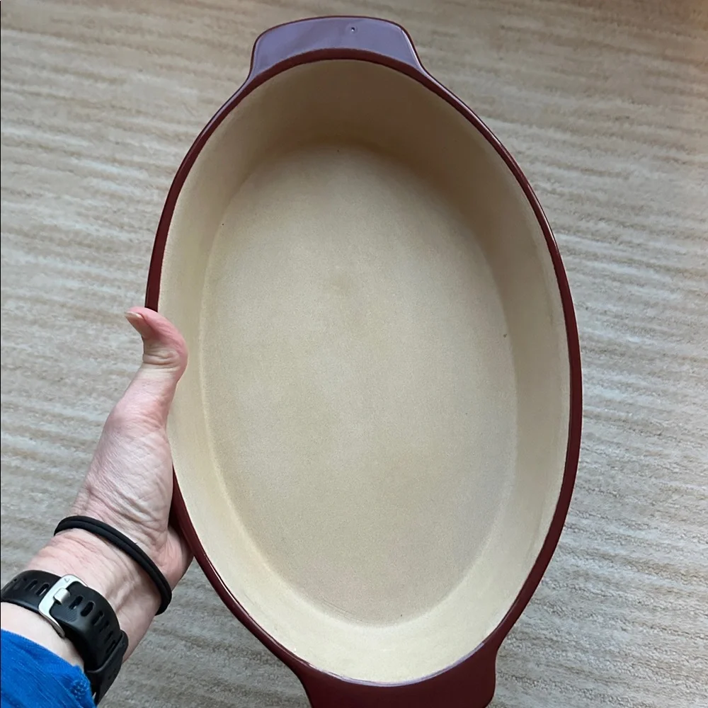 Like New PAMPERED CHEF Family Tradition Stoneware Oval Baker Casserole Cranberry